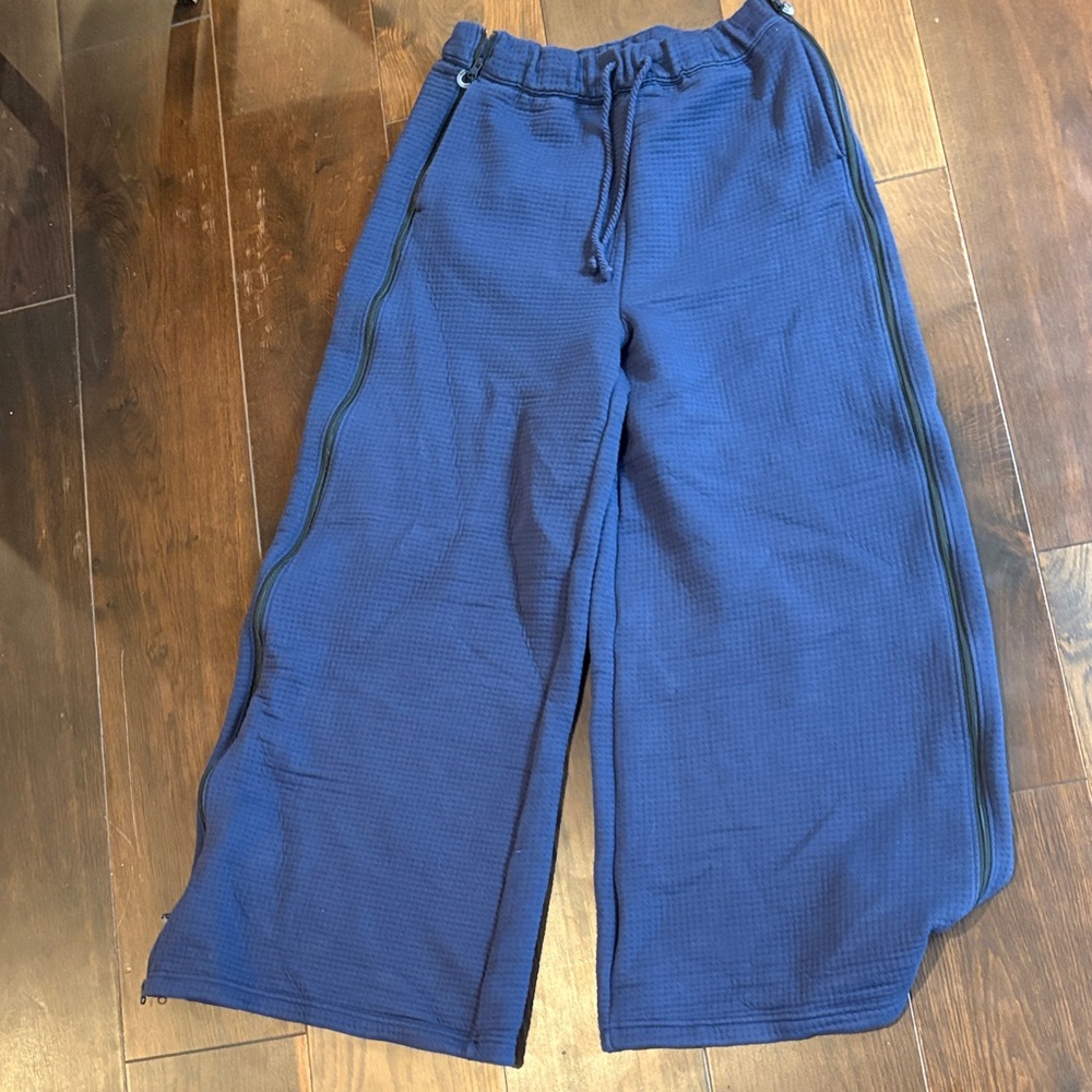 Nike Blue Wide-Leg Joggers with zip up sides